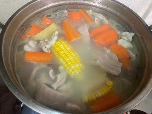 Cantonese Style Pork Belly Chicken Soup recipe