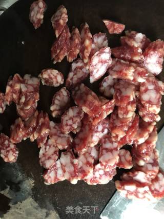 Fried Sausage with Snow Pea recipe