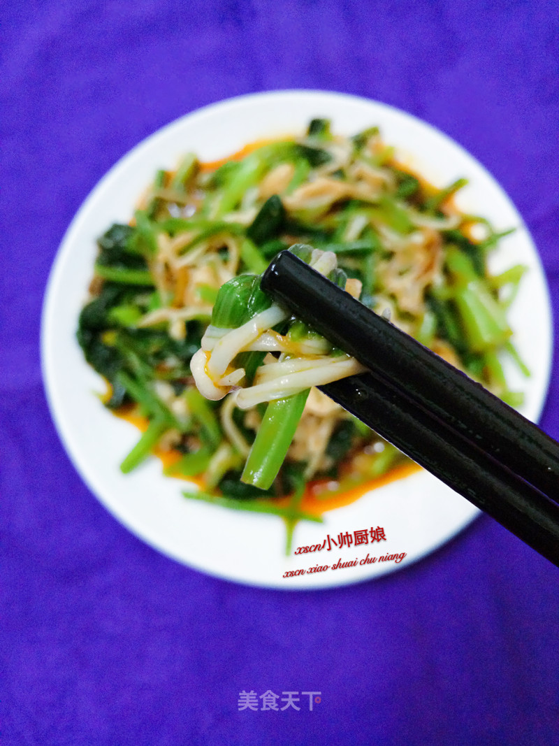 Spring Spinach with Enoki Mushroom~spicy Spinach with Enoki Mushroom recipe