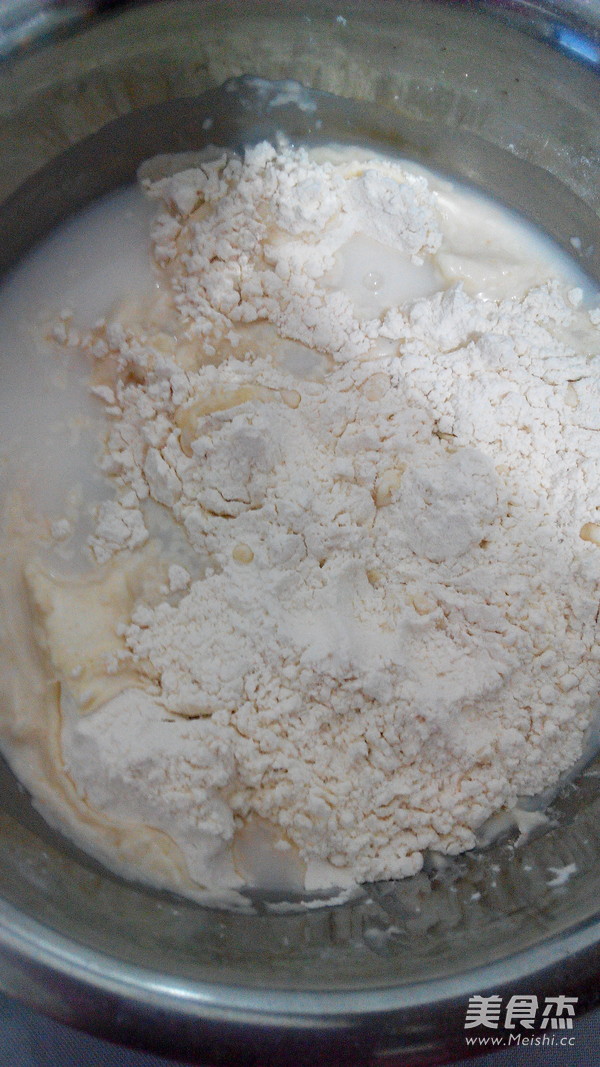 Honey Sticky Rice Buns recipe