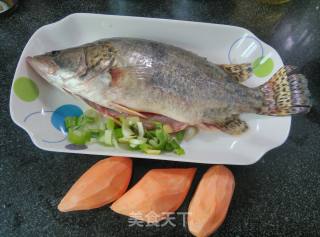 【chongqing】roasted Mandarin Fish with Sweet Potatoes recipe