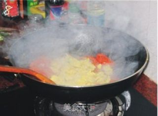 Tomato Scrambled Eggs recipe