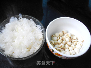 Beauty Dessert---purple Sweet Potato, Tremella, Lotus Seed Soup recipe