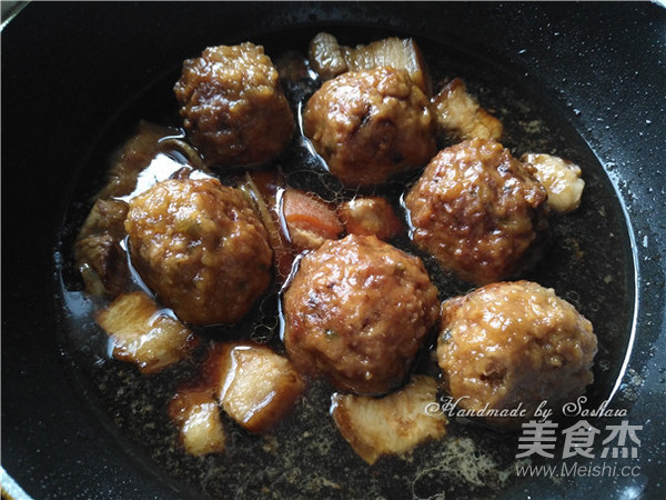 Lion Head Braised Pork recipe