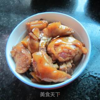 Steamed Pork Knuckles with Red Dates-banquet Dish recipe