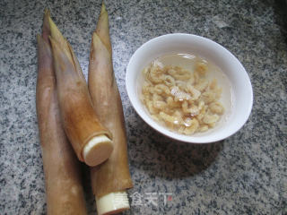 Open Foreign Whip Bamboo Shoot Soup recipe