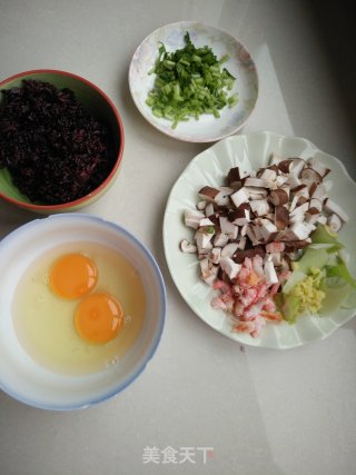 Stir-fried Purple Rice with Mushroom and Egg recipe