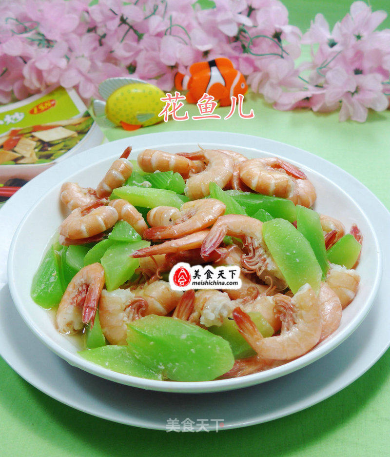 Fried Sea Prawns with Lettuce recipe