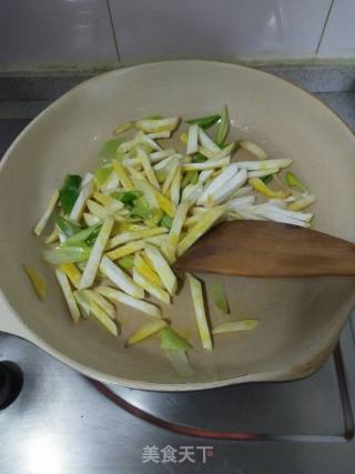 Fried Okra with Pleurotus Eryngii recipe