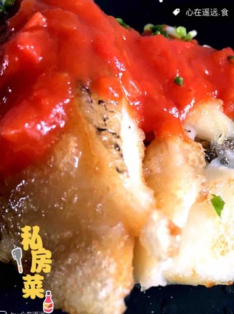 Pan-fried Codfish in Tomato Sauce recipe