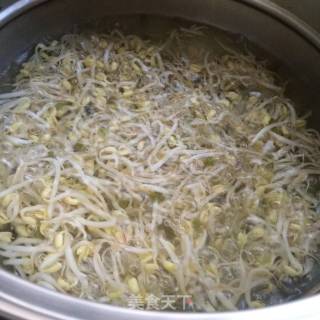 Refreshing Small Bean Sprouts recipe