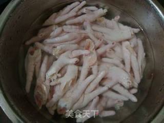 It’s Delicious and Can’t Stop Mouth Dripping 【pickled Pepper Chicken Feet】 recipe