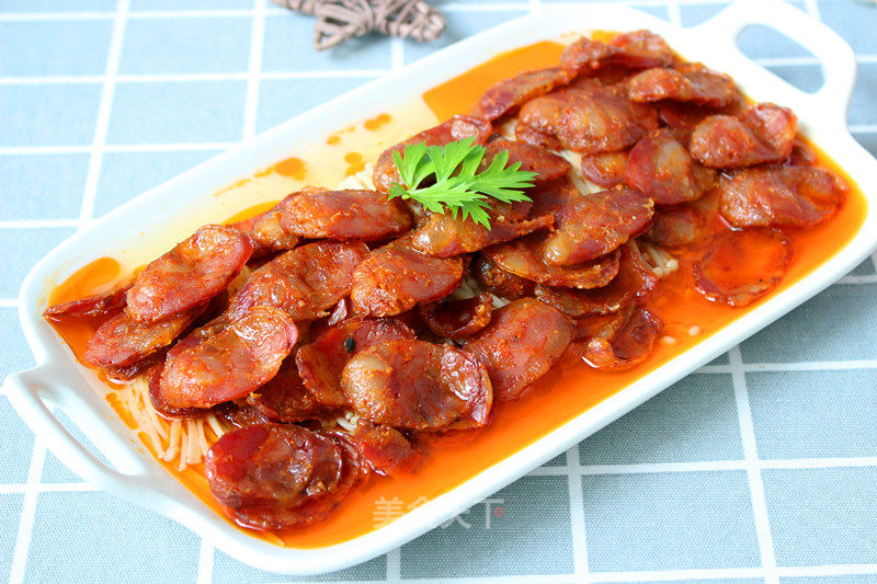 Steamed Enoki Mushroom with Spicy Sausage recipe