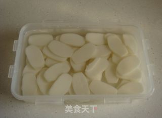 Stir-fried Rice Cake with Spinach recipe