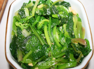 [spinach Transformation of The Greedy Parrot, A New Dish for Weight Loss] Spinach Cup with Pine Nuts recipe
