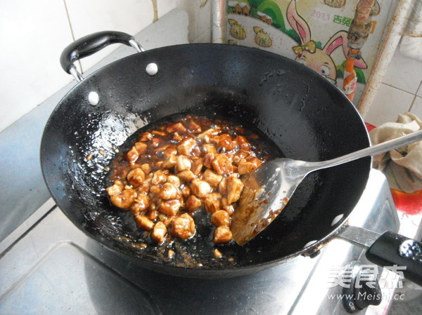 Stir-fried Chicken with Sauce recipe