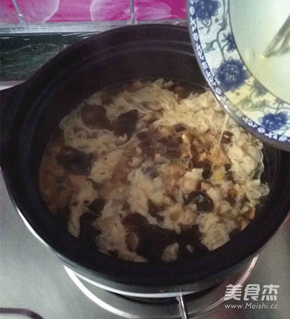 Mushroom and Black Pepper Hot and Sour Soup recipe