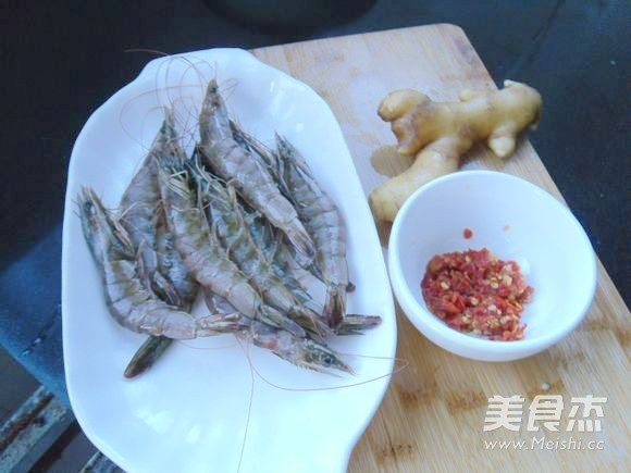 Fried Shrimp with Chopped Pepper recipe