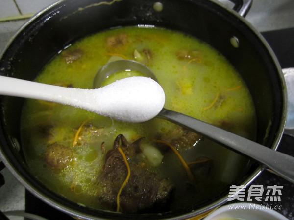 Cordyceps Abalone Chicken Soup recipe
