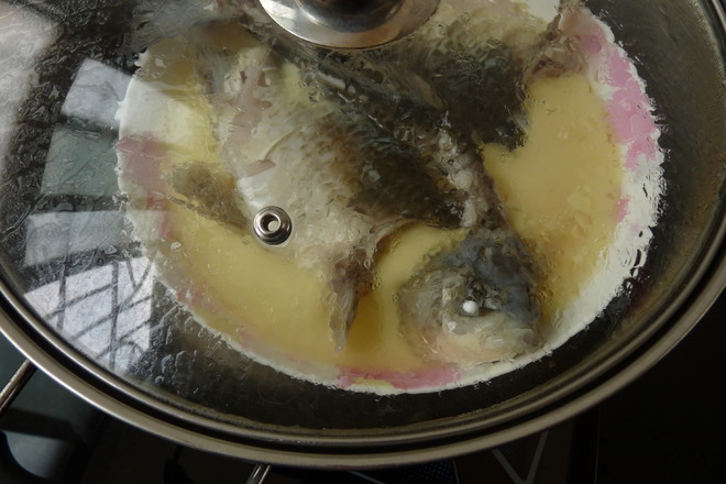 Steamed Egg with Crucian recipe