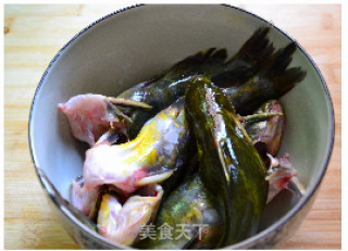 【winter Healthy Vegetables】fragrant Appetizer—boiled Yellow Bone Fish with Poached Egg recipe