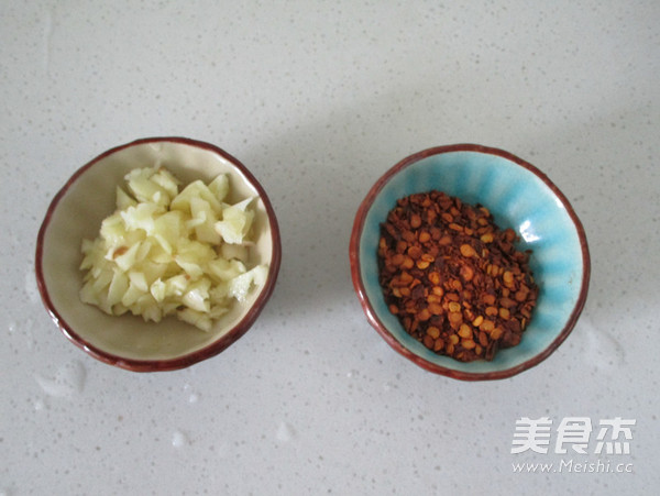 Cucumber Mixed with Old Fritters recipe