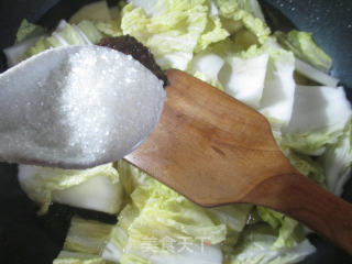 Potatoes and Chinese Cabbage Wide Noodles recipe