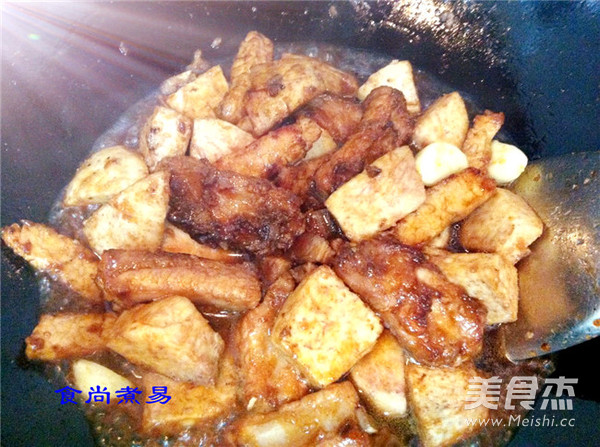 Taro Pork Ribs Claypot recipe