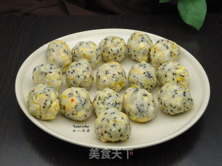 Cantonese Style Lemon Wu Ren Moon Cake recipe