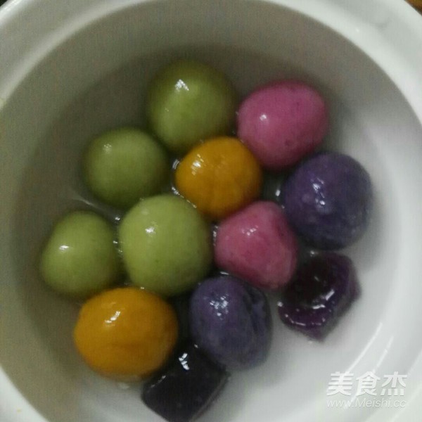 Colorful Glutinous Rice Balls recipe