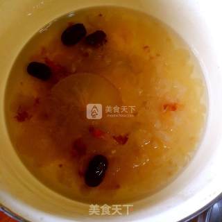 White Fungus, Peach Gum and Soap Jelly recipe