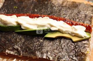 Flying Fish Roe Flip Sushi recipe