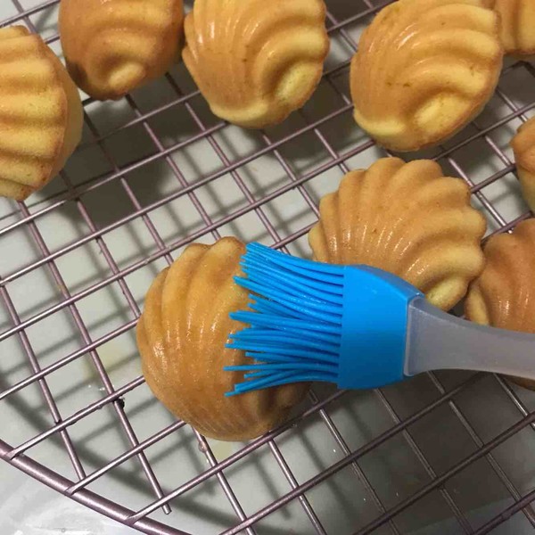 Orange Scent Overflowing Madeleine recipe