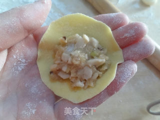 Three-color Double Mushroom and Sea Bass Dumplings recipe