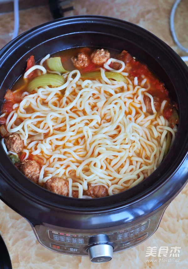 Tomato Noodle Casserole recipe