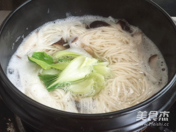 Stone Pot Noodles recipe