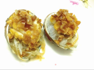 Abalone with Garlic Vermicelli recipe