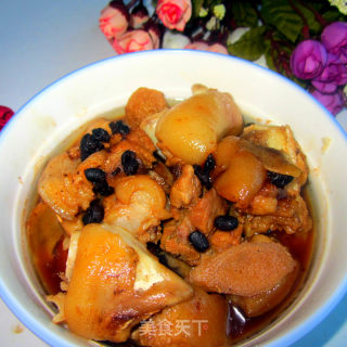 Steamed Pork Trotters with Black Bean Sauce recipe