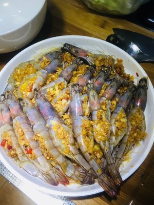 Supper Party "spicy Garlic Sauce" (garlic Shrimp, Grilled Scallops, Oysters, Vermicelli Flower Beetle, Enoki Mushroom) recipe