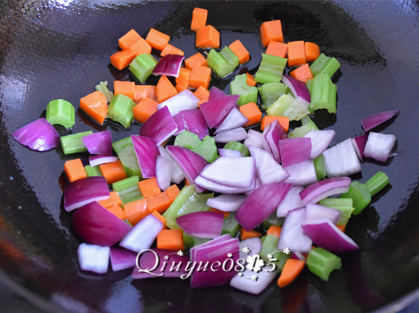 Polka Dot Vegetable Omelet Rice recipe