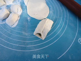 Haimi Leek Stuffed Pot Stickers recipe
