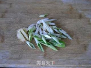 [chop Pepper Stewed Sea Emperor Fish] recipe