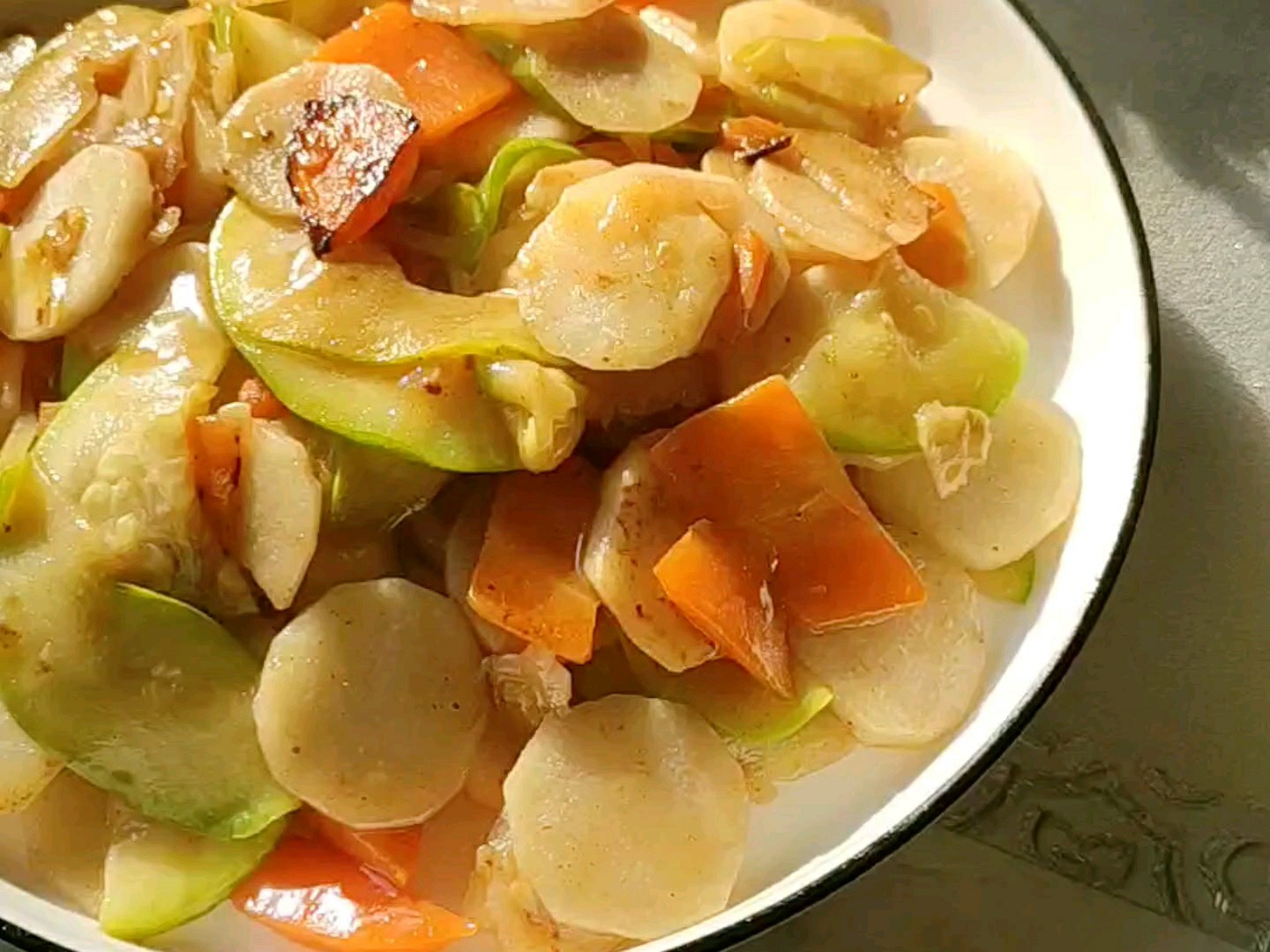 Nourishing and Lipid-lowering Yam Slices recipe