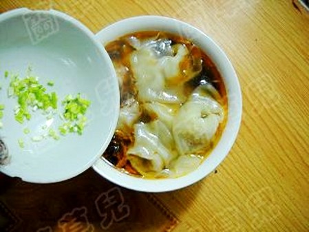 Sour Soup and Fresh Pork Wontons recipe