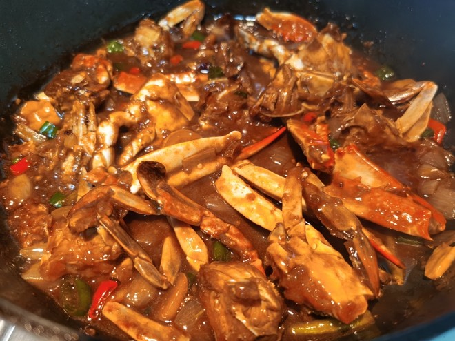 Sautéed Swimming Crabs that are Delicious Enough to Lick The Plate and Super Serve