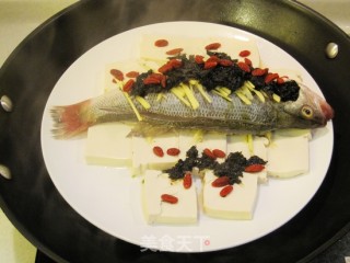 Steamed Sea Bass with Olive Vegetables recipe