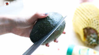 Quick Breakfast-avocado and Bacon Sandwich recipe