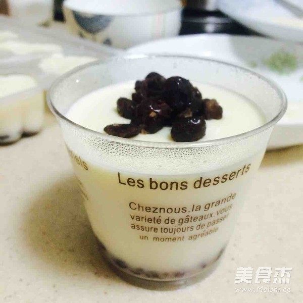 The Taste of Early Summer: Coconut Milk Jelly & Red Bean Jelly recipe