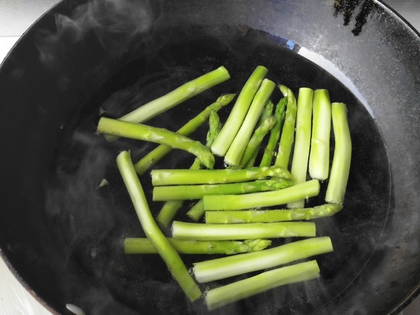 Garlic Oil Drizzled Asparagus recipe