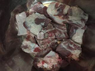 Braised Pork Ribs with Kidney Beans recipe